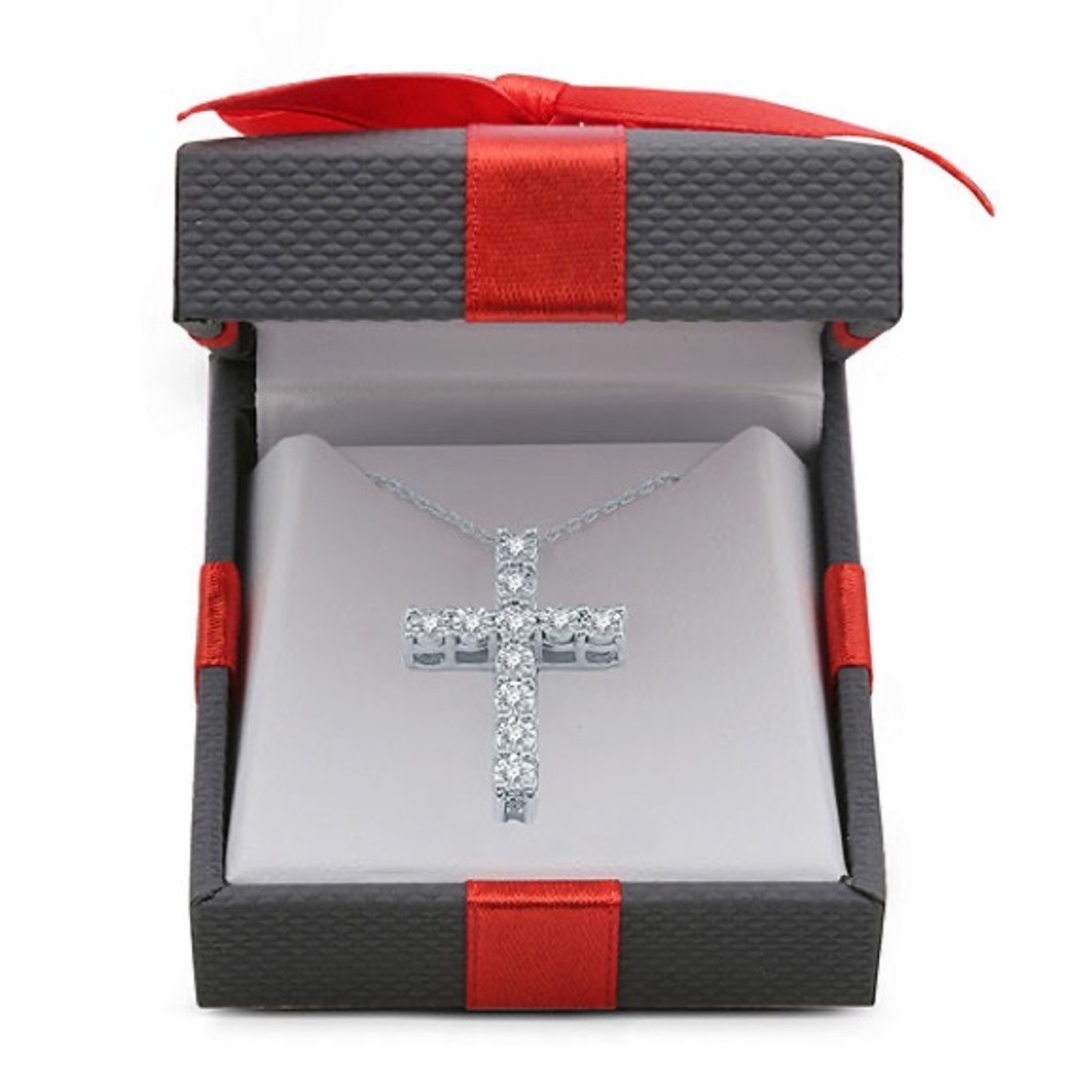 Diamond Pendant Cross